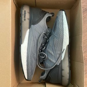 NWT Men’s Adidas ZX 2K Boost sneakers